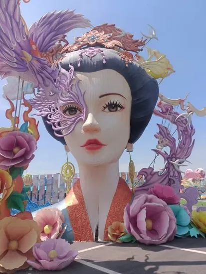 Exciting Custom Features Show with Animal Lanterns for Festivals 